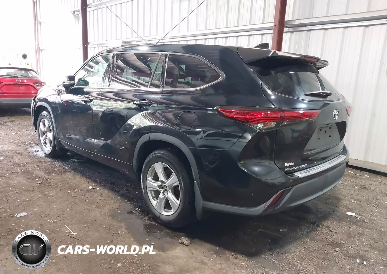 2020 Toyota Highlander Le VIN:5TDBZRBH6LS510117 - 3