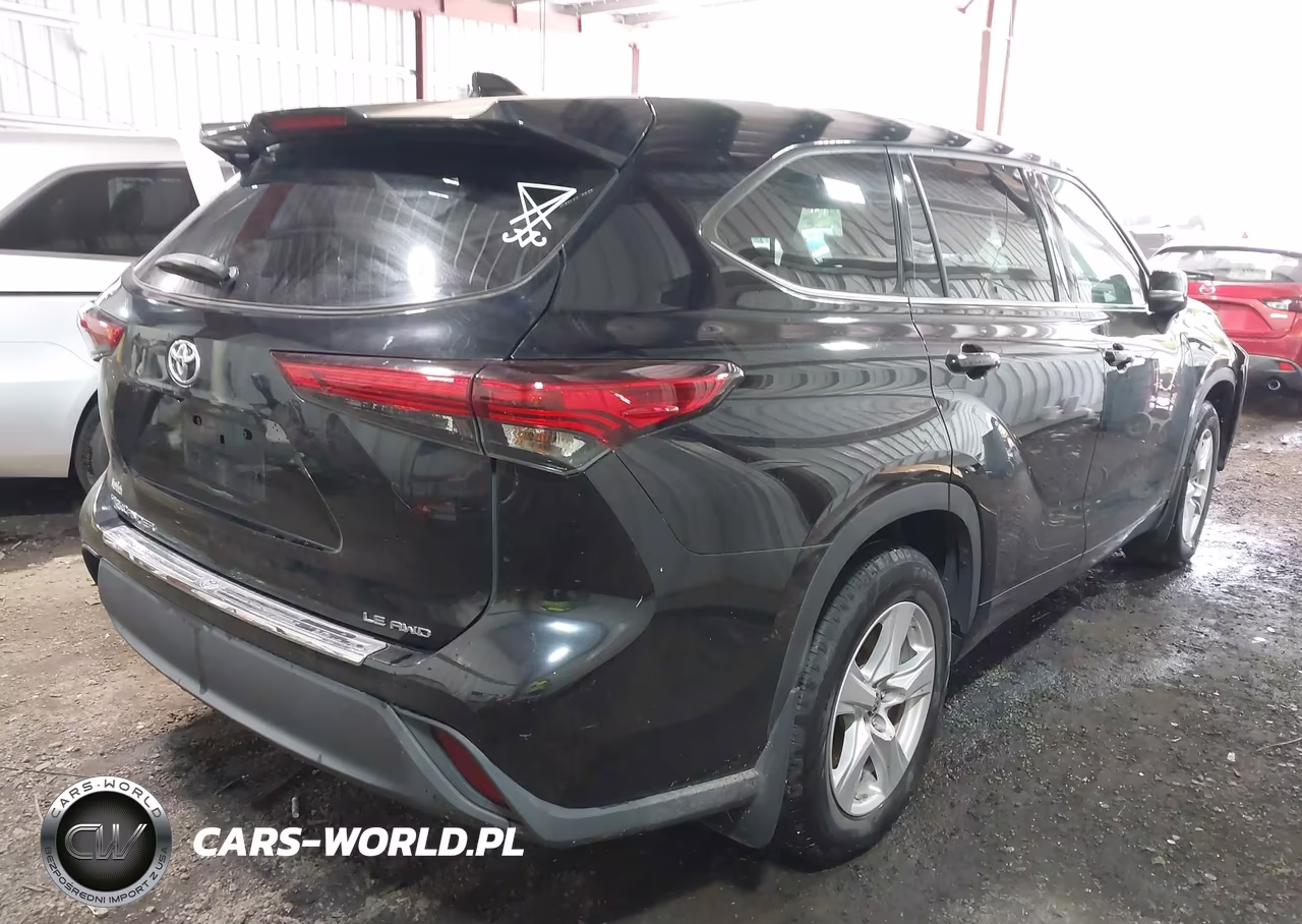2020 Toyota Highlander Le VIN:5TDBZRBH6LS510117 - 4