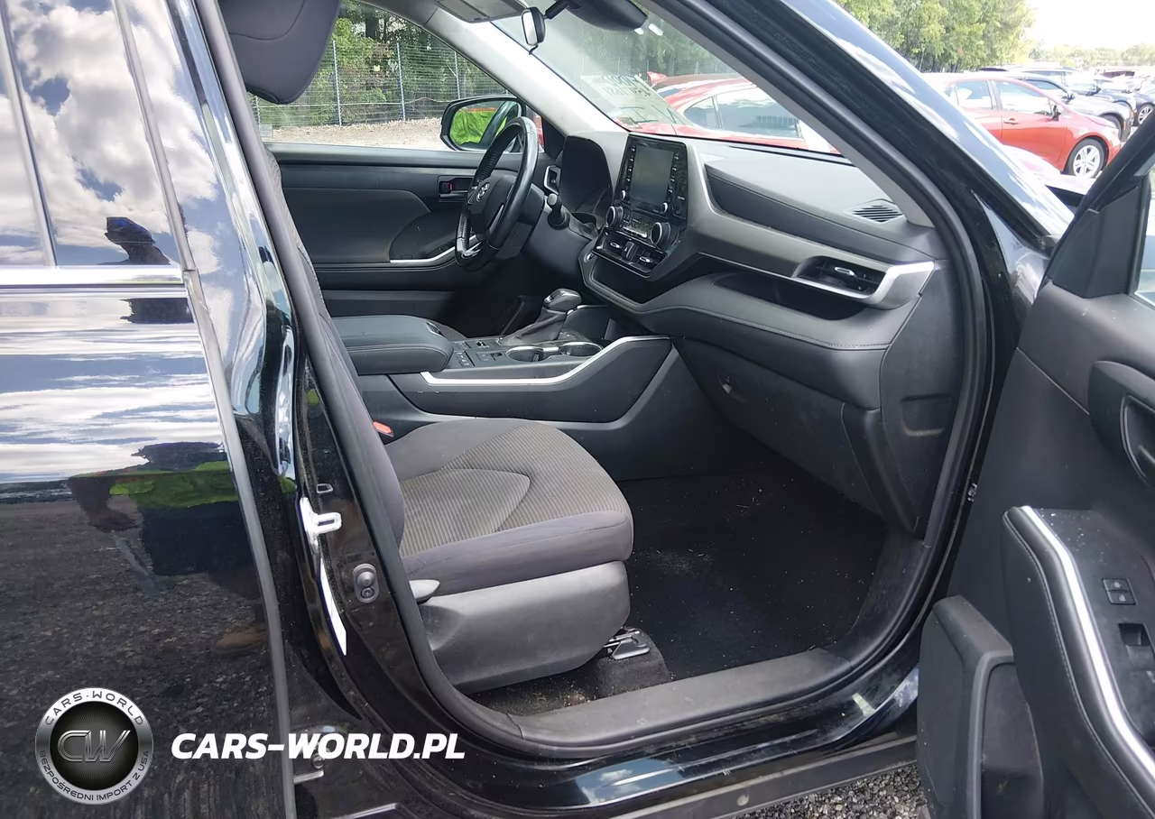 2020 Toyota Highlander Le VIN:5TDBZRBH6LS510117 - 5