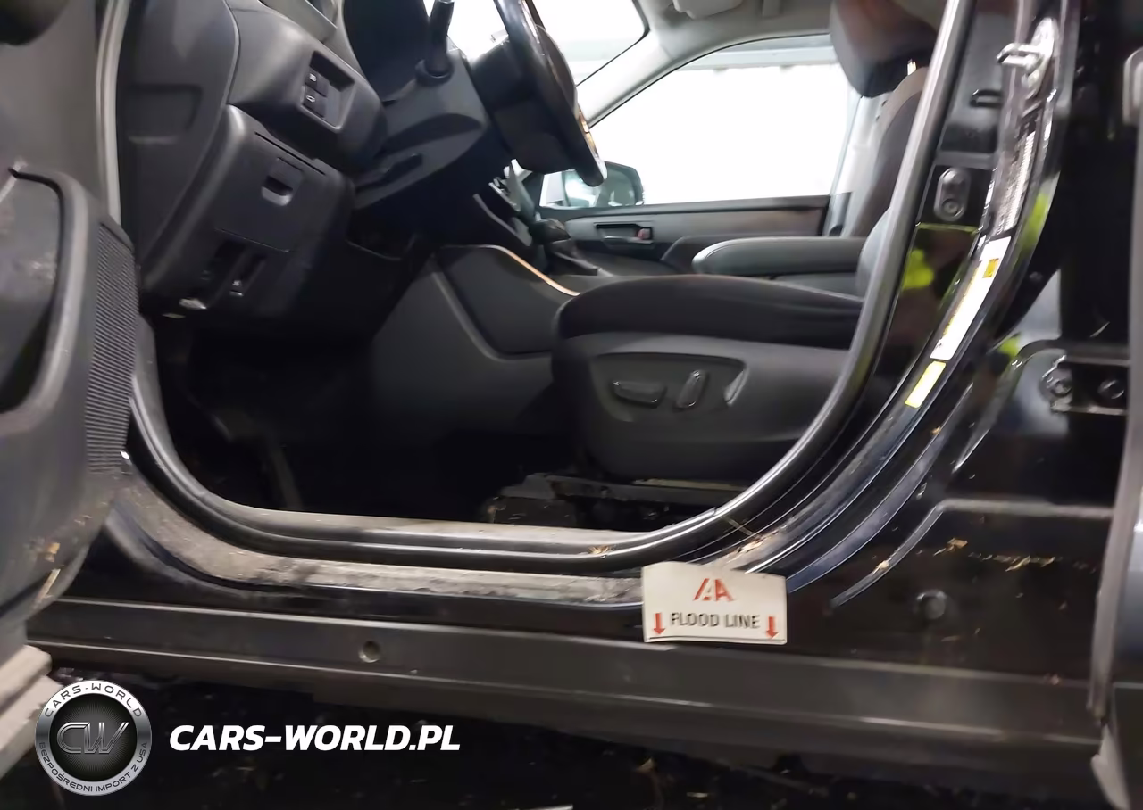 2020 Toyota Highlander Le VIN:5TDBZRBH6LS510117 - 6