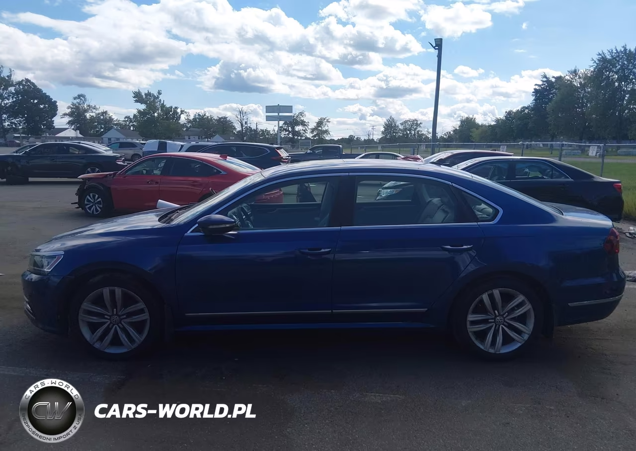 2017 Volkswagen Passat 1.8T Sel Premium VIN:1VWCT7A36HC033212 - 14