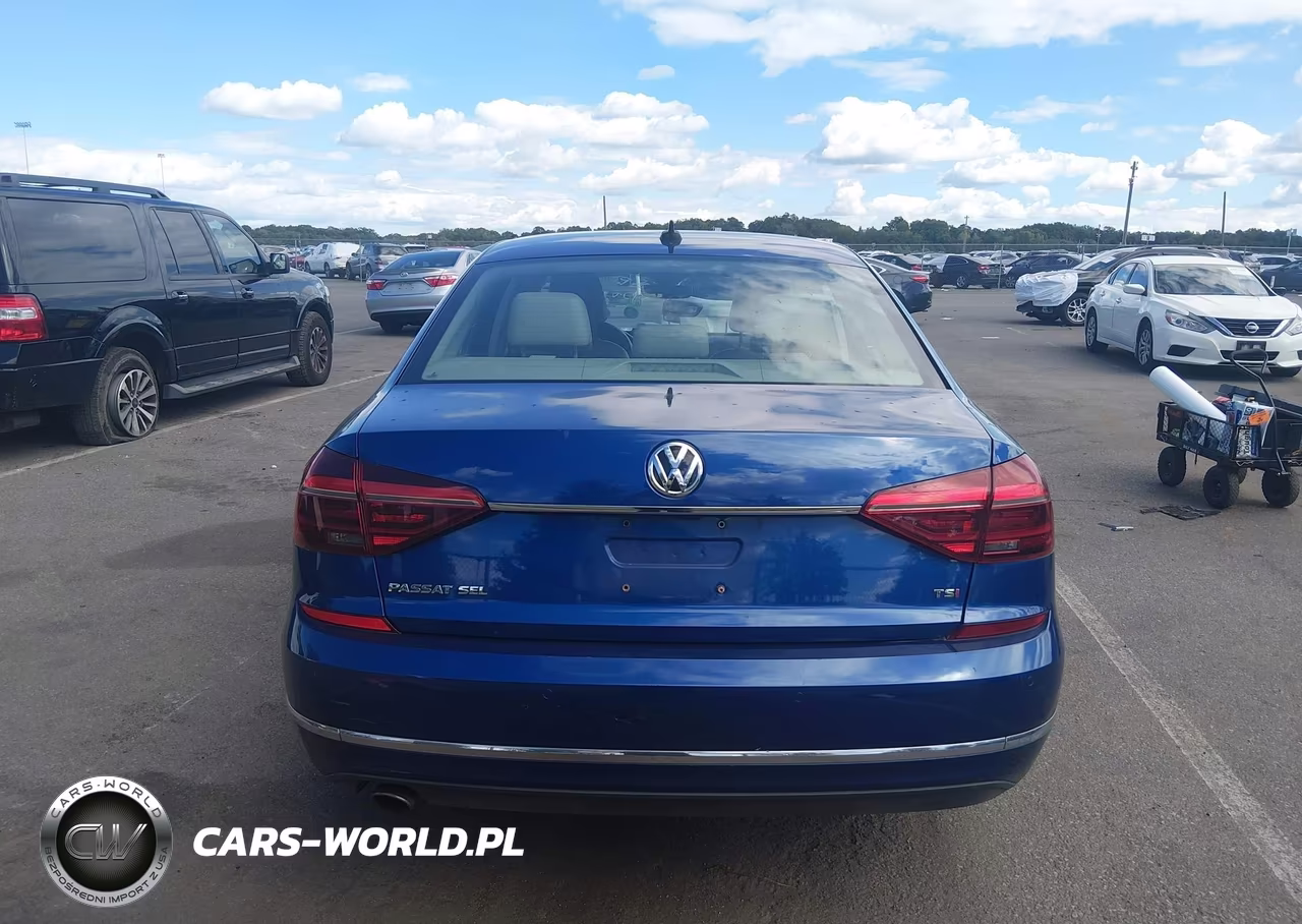 2017 Volkswagen Passat 1.8T Sel Premium VIN:1VWCT7A36HC033212 - 16