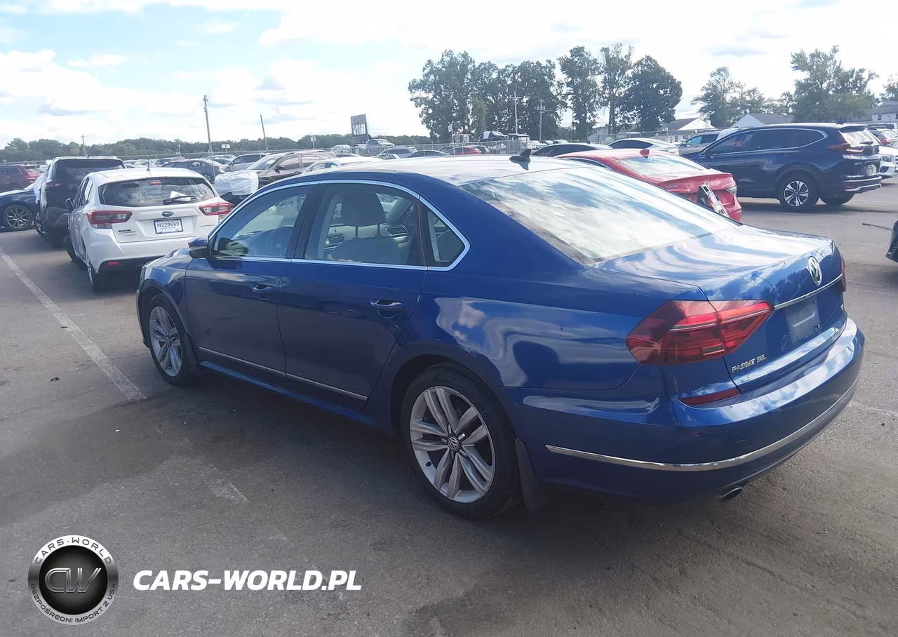2017 Volkswagen Passat 1.8T Sel Premium VIN:1VWCT7A36HC033212 - 3