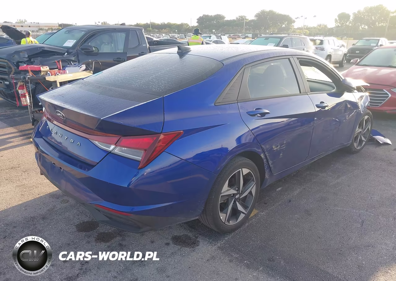2023 Hyundai Elantra Sel VIN:KMHLS4AG1PU476654 - 4