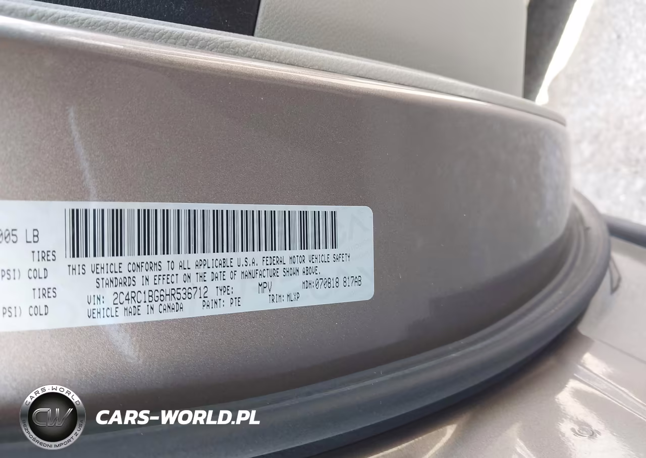 2017 Chrysler Pacifica Touring-L VIN:2C4RC1BG6HR536712 - 9