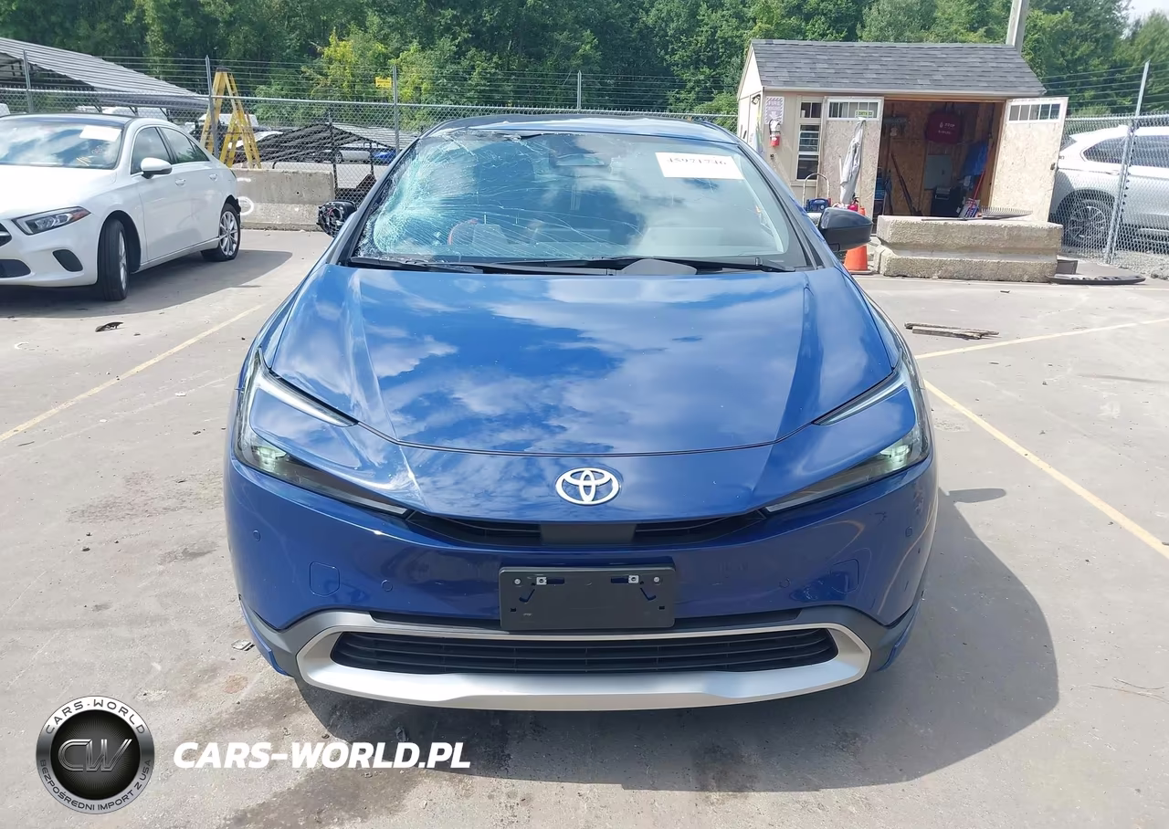 2025 Toyota Prius Plug-In Hybrid Se VIN:JTDACACU7S3051626 - 12