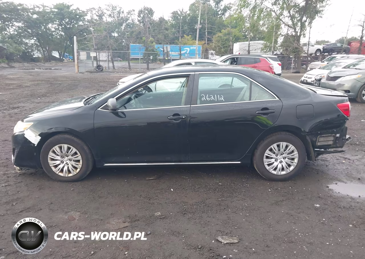2014 Toyota Camry Le VIN:4T4BF1FK3ER375758 - 14