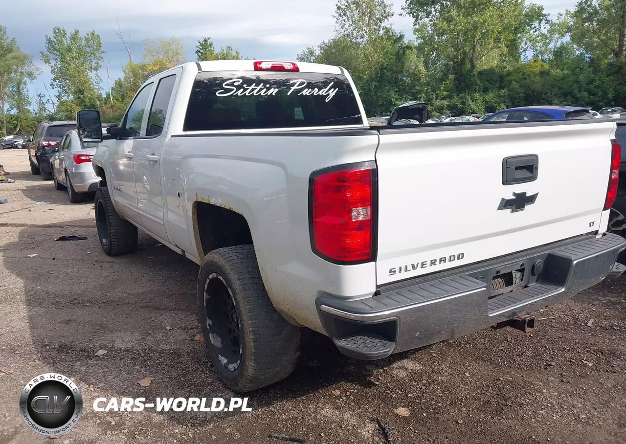 2018 Chevrolet Silverado 1500 1Lt VIN:1GCVKREC2JZ302670 - 3