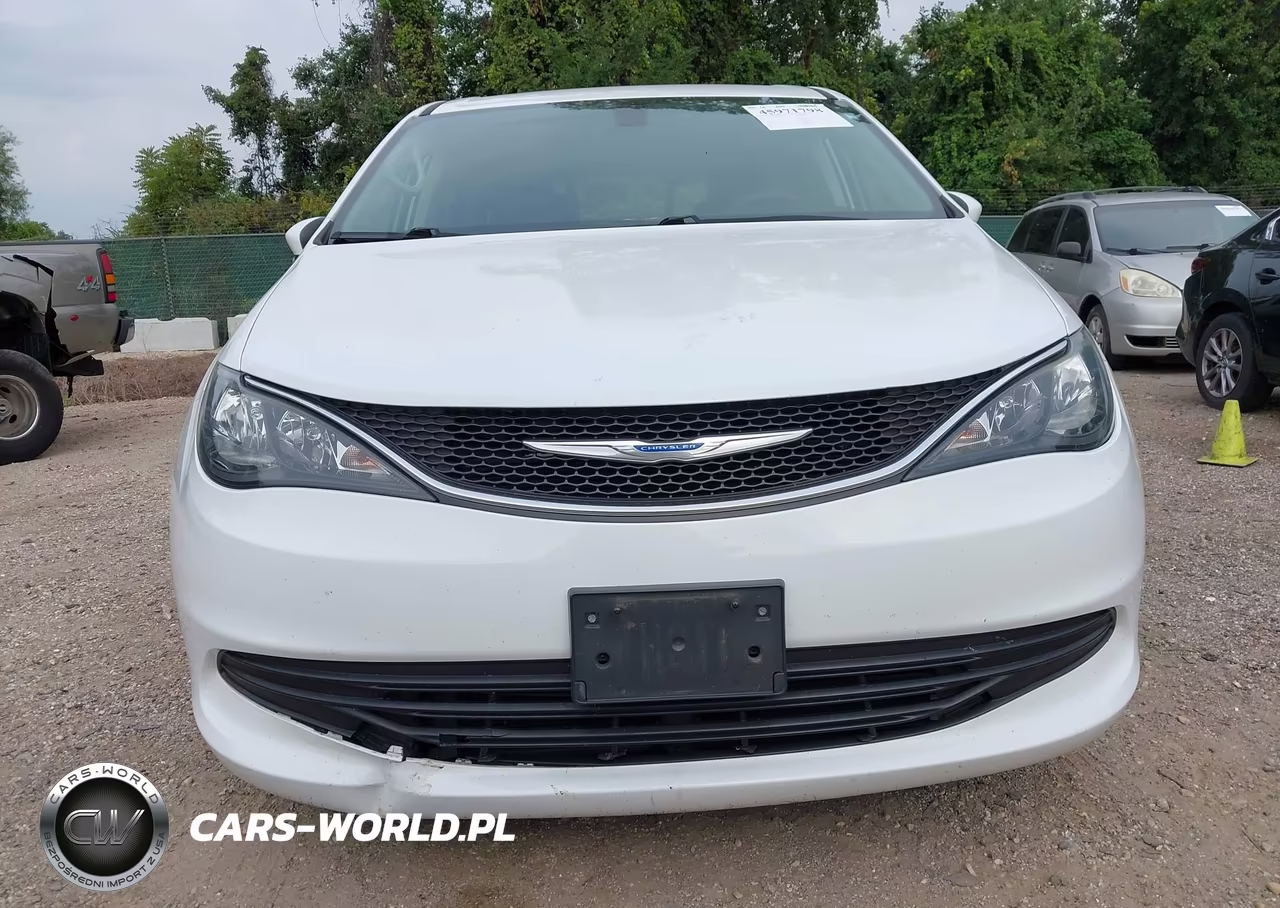2018 Chrysler Pacifica Lx VIN:2C4RC1CG5JR261547 - 13