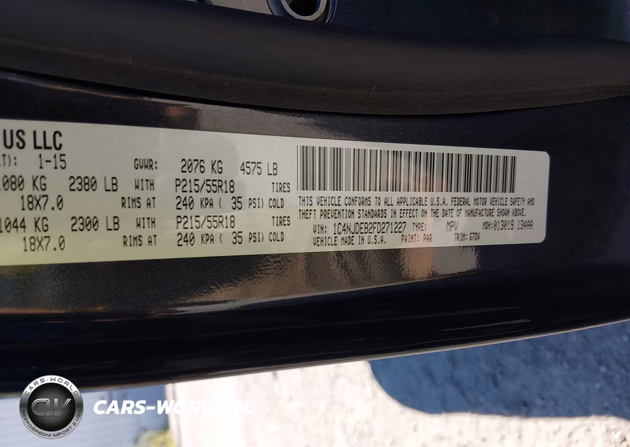2015 Jeep Compass Latitude VIN:1C4NJDEB2FD271227 - 9