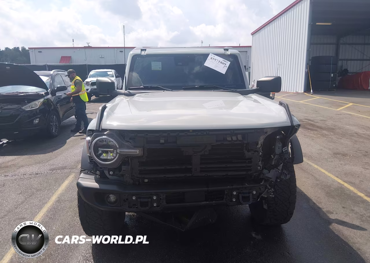 2022 Ford Bronco Black Diamond VIN:1FMDE5AH4NLB71422 - 12