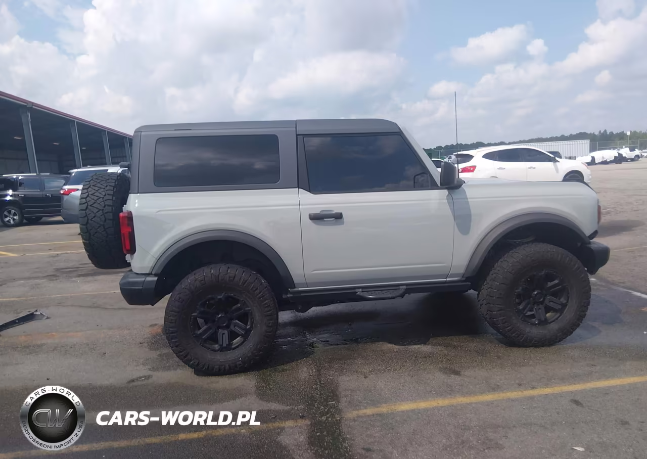 2022 Ford Bronco Black Diamond VIN:1FMDE5AH4NLB71422 - 13