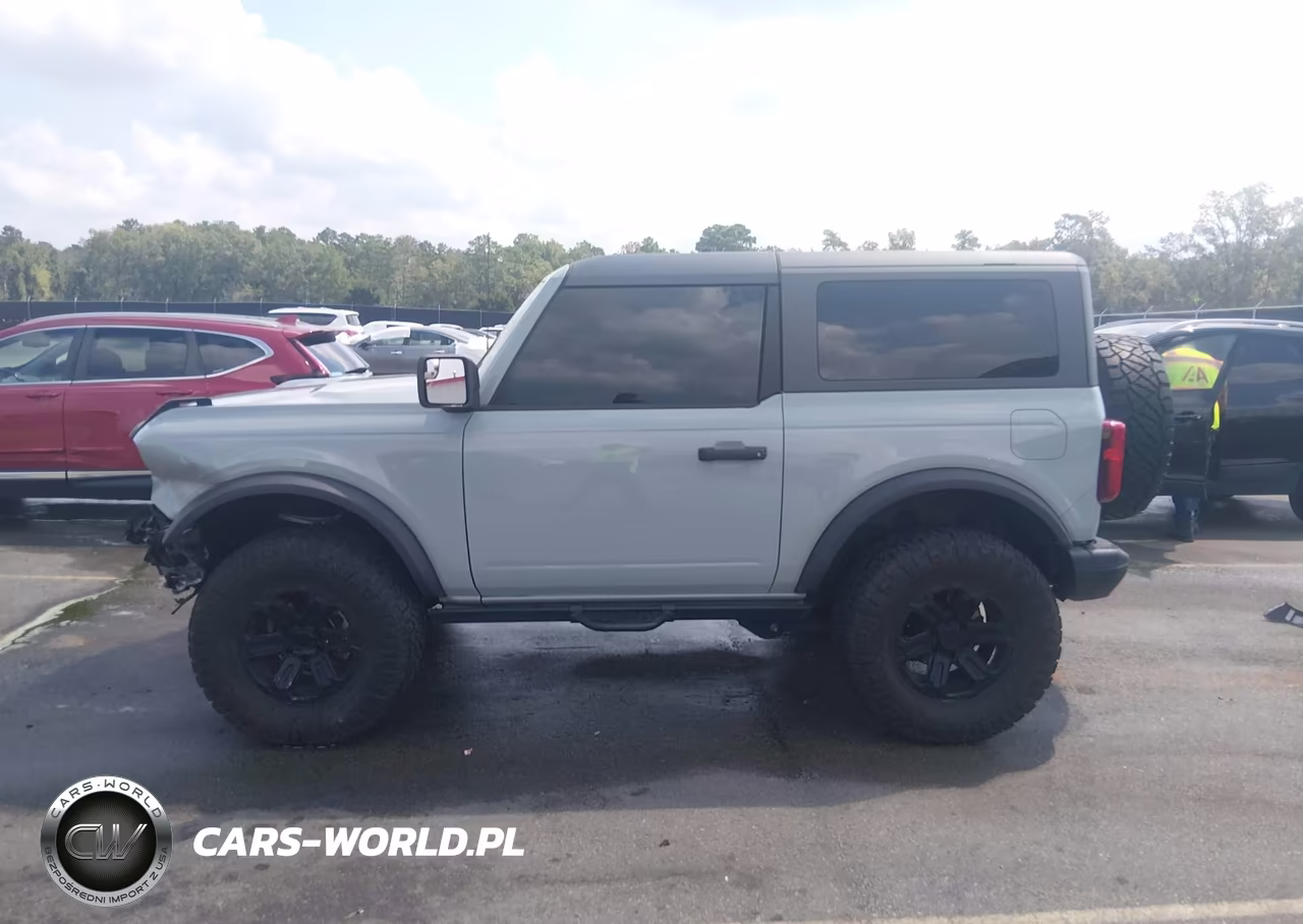 2022 Ford Bronco Black Diamond VIN:1FMDE5AH4NLB71422 - 14