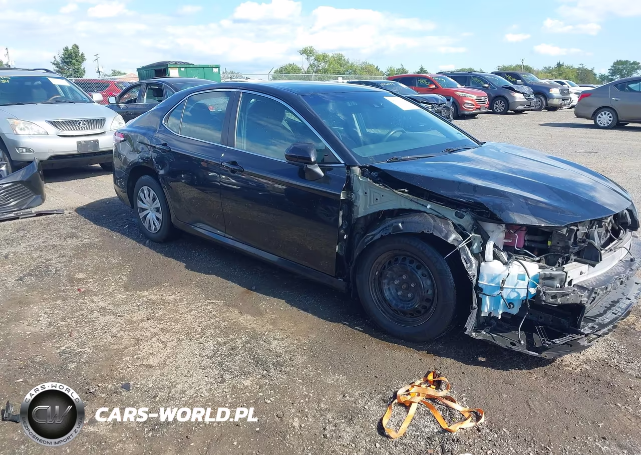 2020 Toyota Camry Le Hybrid VIN:4T1C31AK6LU014083 - 14