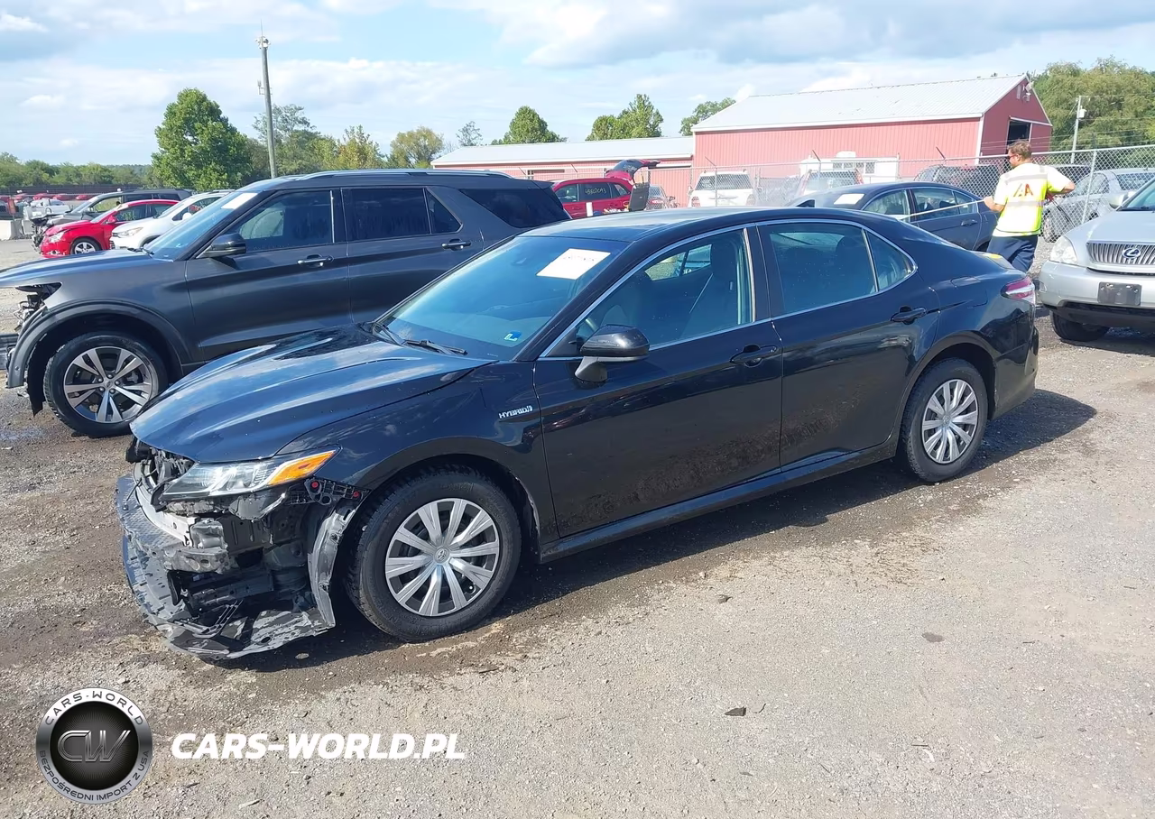 2020 Toyota Camry Le Hybrid VIN:4T1C31AK6LU014083 - 2