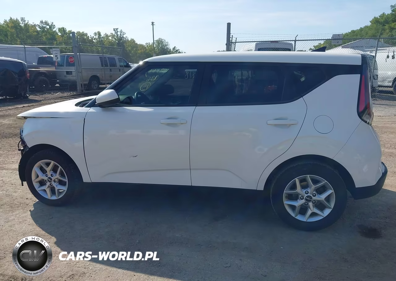 2025 Kia Soul Lx VIN:KNDJ23AU0S7924496 - 14