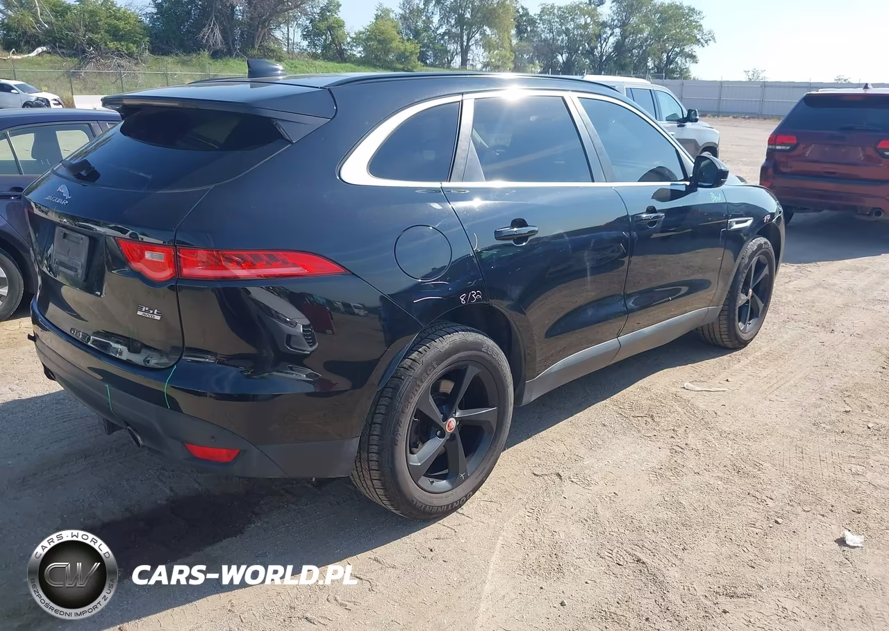 2017 Jaguar F-Pace 35T Prestige VIN:SADCK2BV9HA891959 - 4