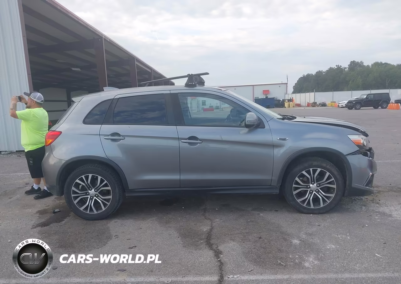 2017 Mitsubishi Outlander Sport 2.0 Le VIN:JA4AP3AU0HZ009124 - 14