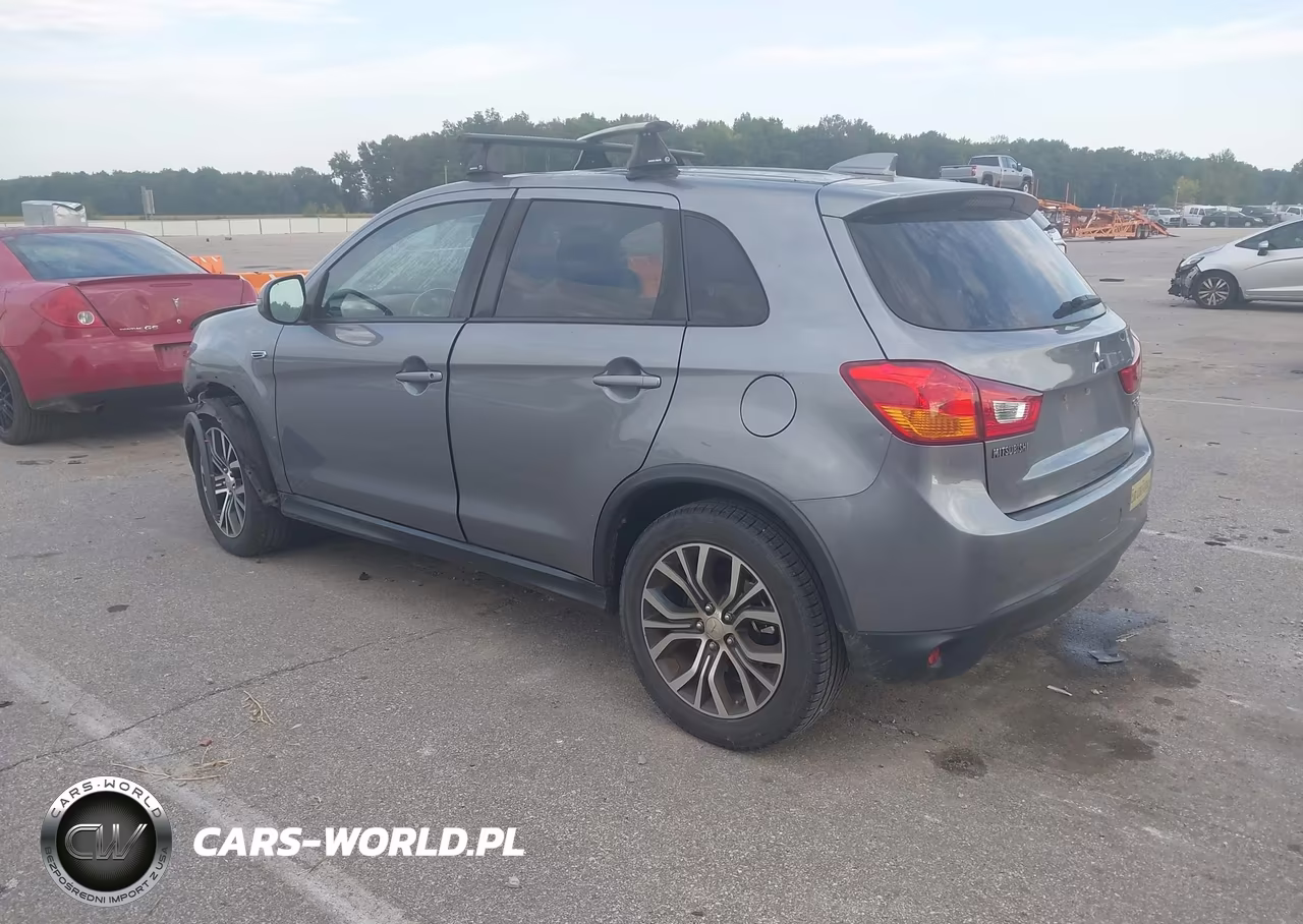 2017 Mitsubishi Outlander Sport 2.0 Le VIN:JA4AP3AU0HZ009124 - 3