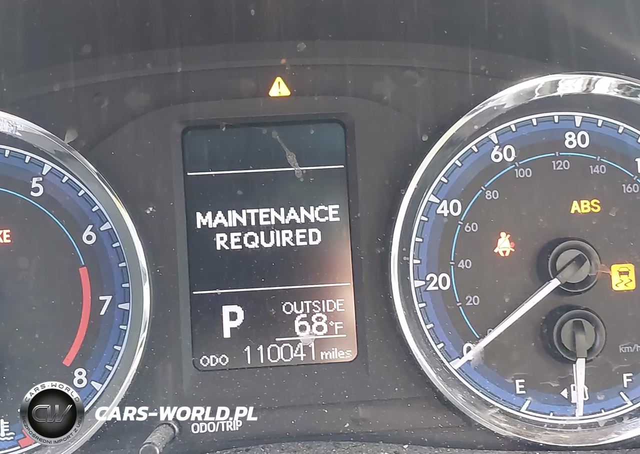 2018 Toyota Corolla Le VIN:2T1BURHE8JC978058 - 15