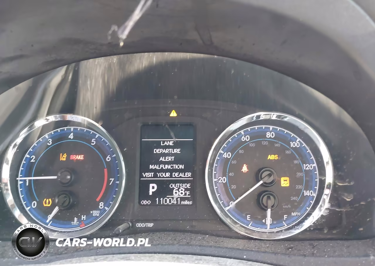 2018 Toyota Corolla Le VIN:2T1BURHE8JC978058 - 7