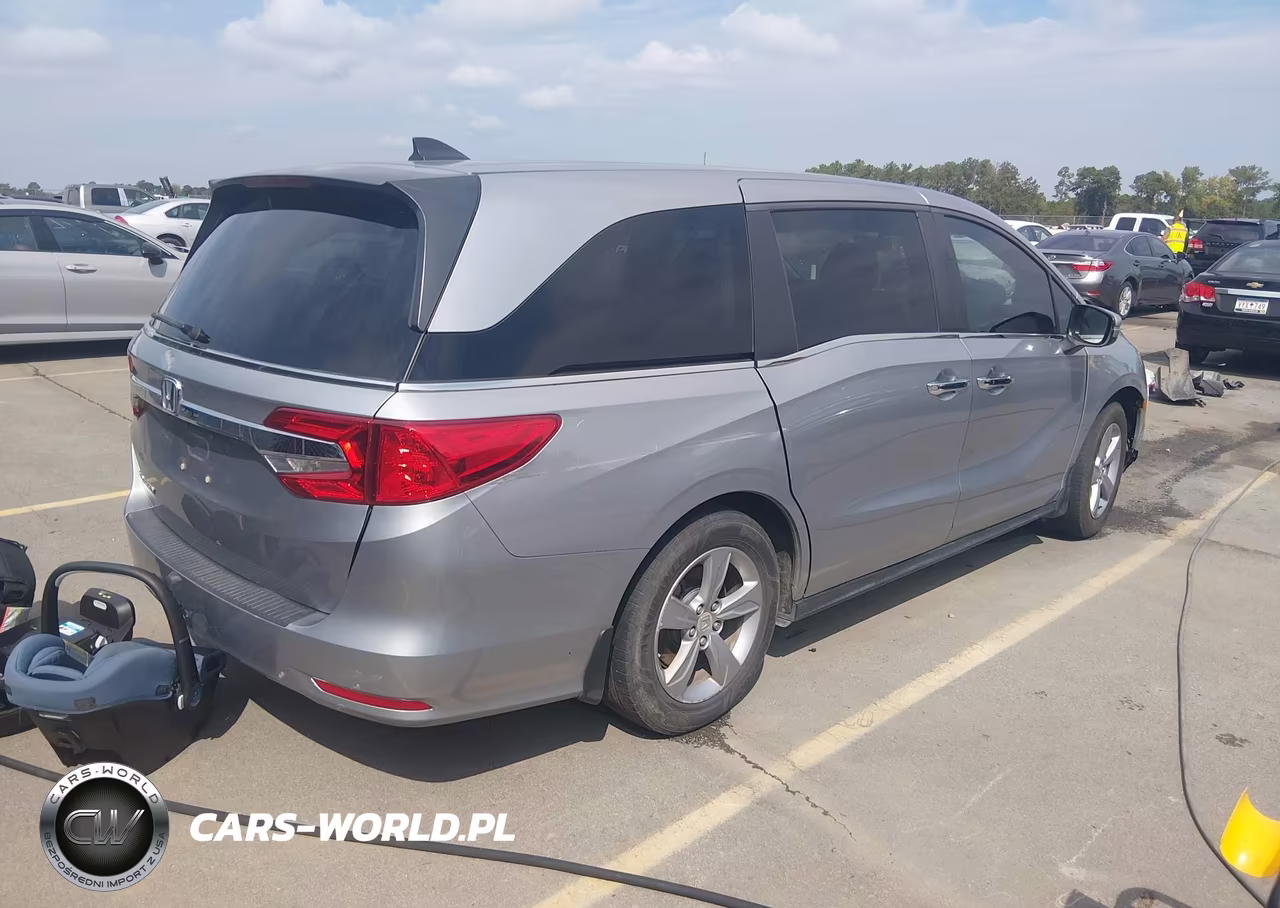 2018 Honda Odyssey Ex-L VIN:5FNRL6H79JB075527 - 4