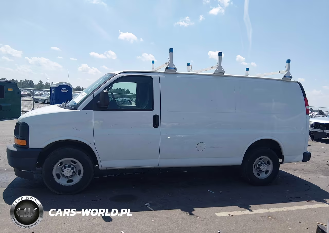 2017 Chevrolet Express 2500 Work Van VIN:1GCWGAFF3H1331118 - 14