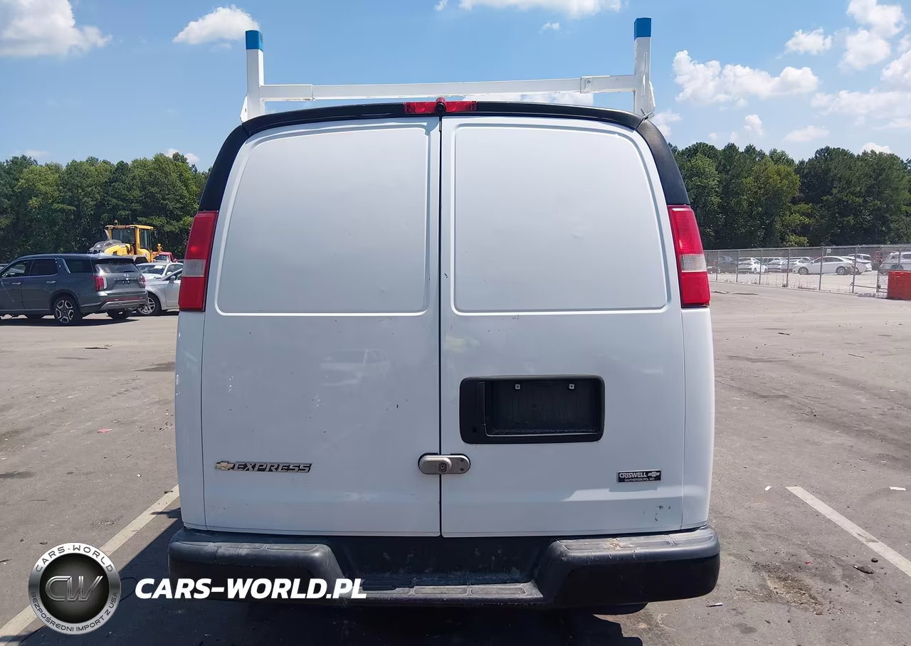 2017 Chevrolet Express 2500 Work Van VIN:1GCWGAFF3H1331118 - 16