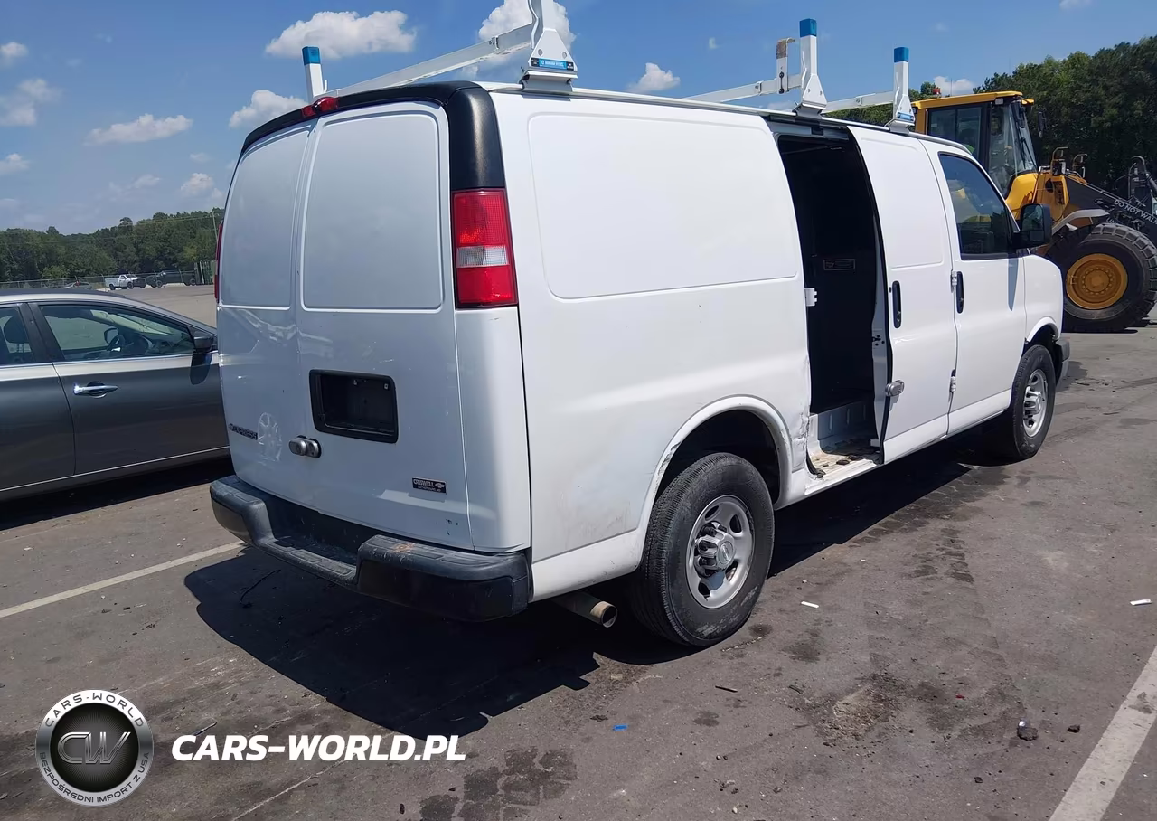 2017 Chevrolet Express 2500 Work Van VIN:1GCWGAFF3H1331118 - 4