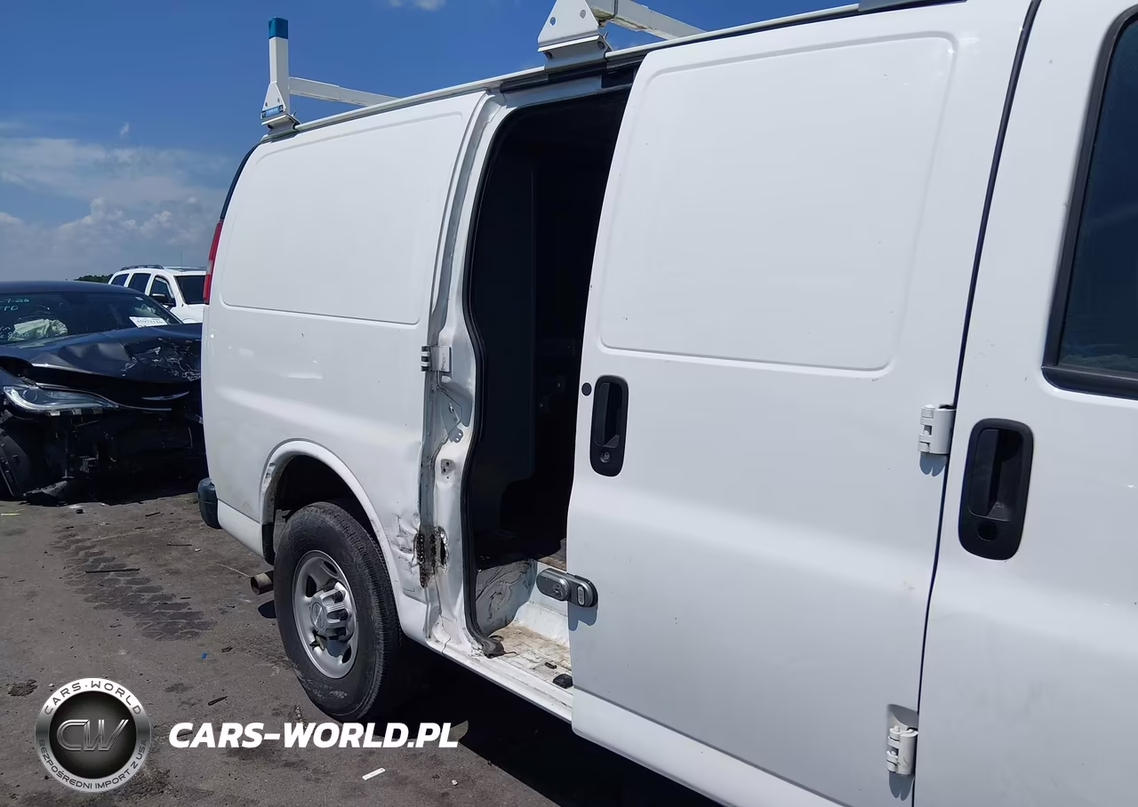 2017 Chevrolet Express 2500 Work Van VIN:1GCWGAFF3H1331118 - 6