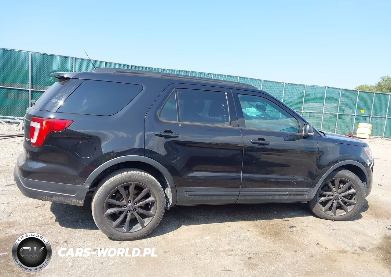 2019 Ford Explorer Xlt VIN:1FM5K8DH9KGB03843 - 13