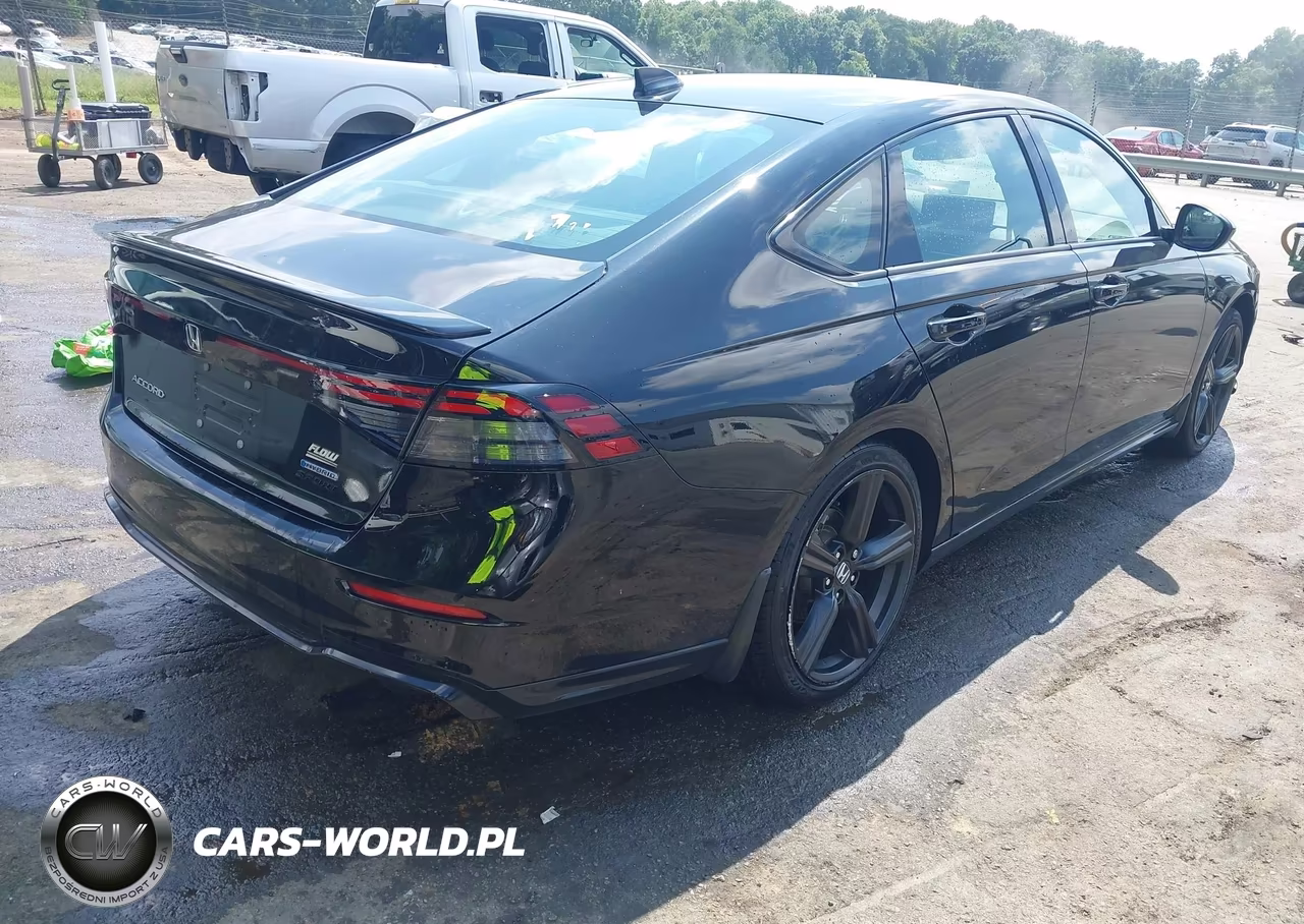 2023 Honda Accord Hybrid Sport-L VIN:1HGCY2F7XPA070701 - 4