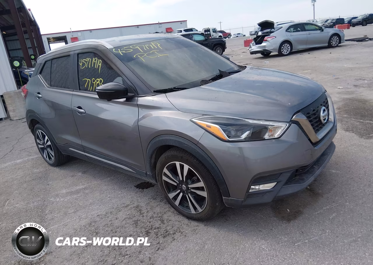 2019 Nissan Kicks Sr VIN:3N1CP5CU5KL491646 - 1