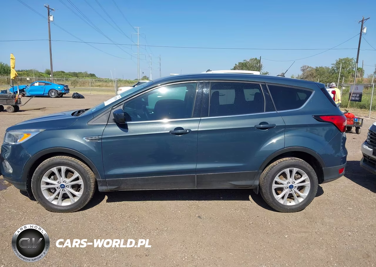 2019 Ford Escape Se VIN:1FMCU0GD4KUA54029 - 14
