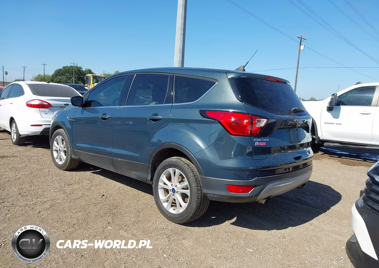 2019 Ford Escape Se VIN:1FMCU0GD4KUA54029 - 3