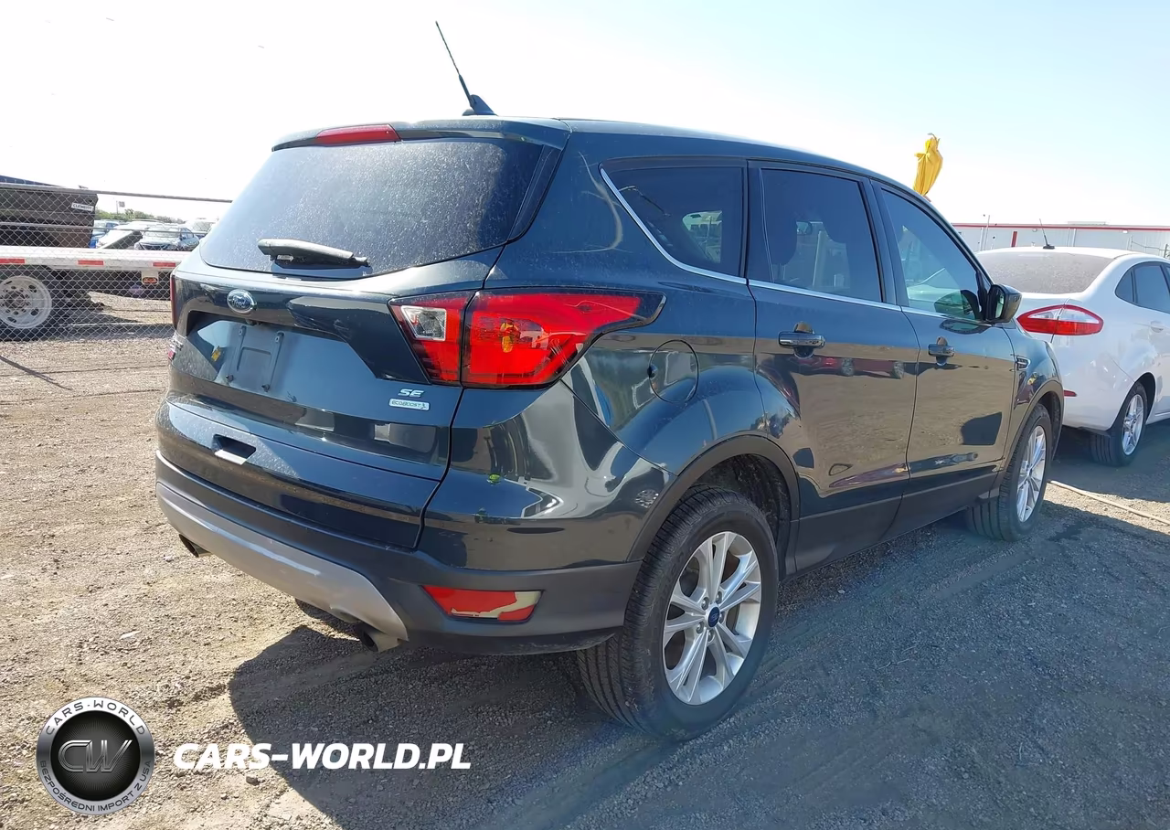 2019 Ford Escape Se VIN:1FMCU0GD4KUA54029 - 4