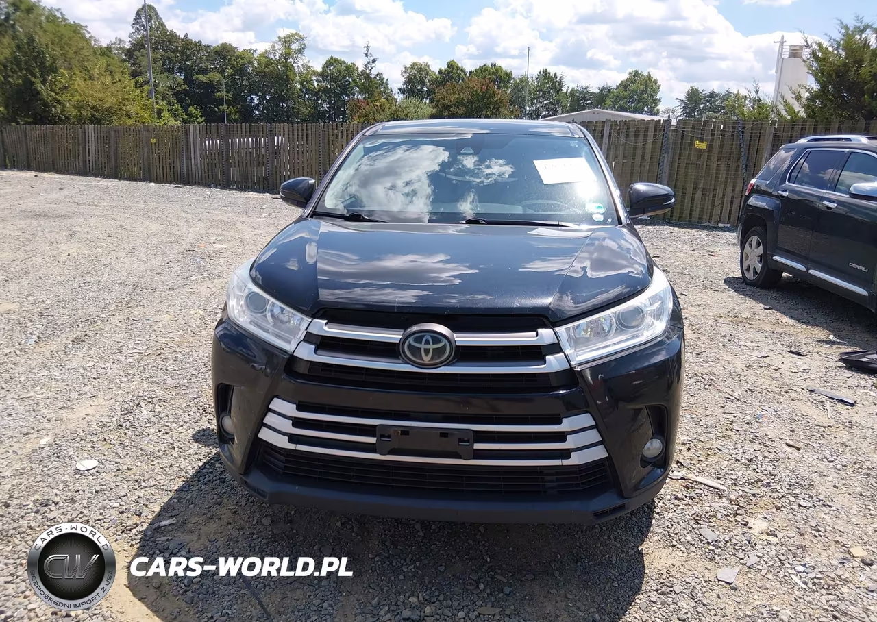 2017 Toyota Highlander Le Plus VIN:5TDBZRFH1HS405325 - 13