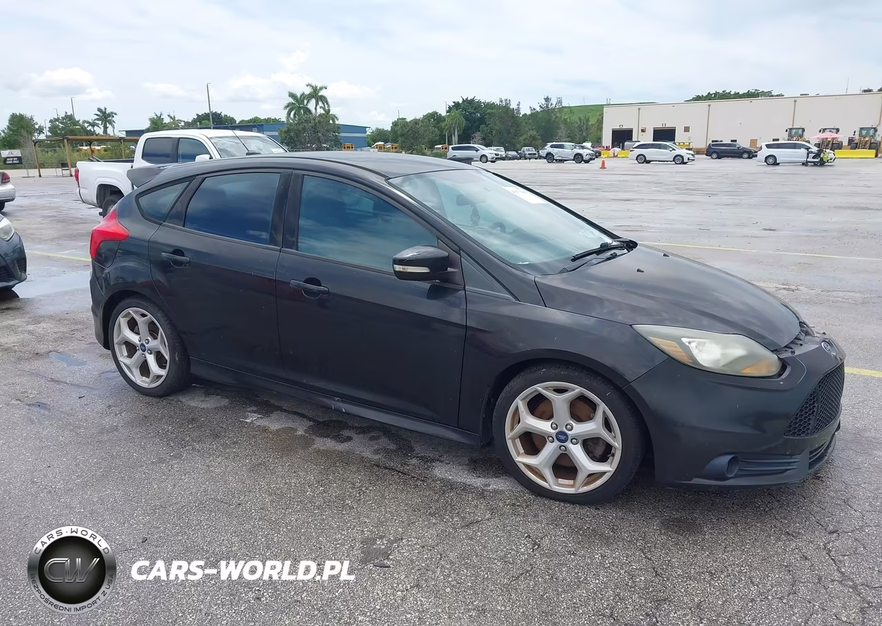2013 Ford Focus St – zdjęcie 1 z 13
