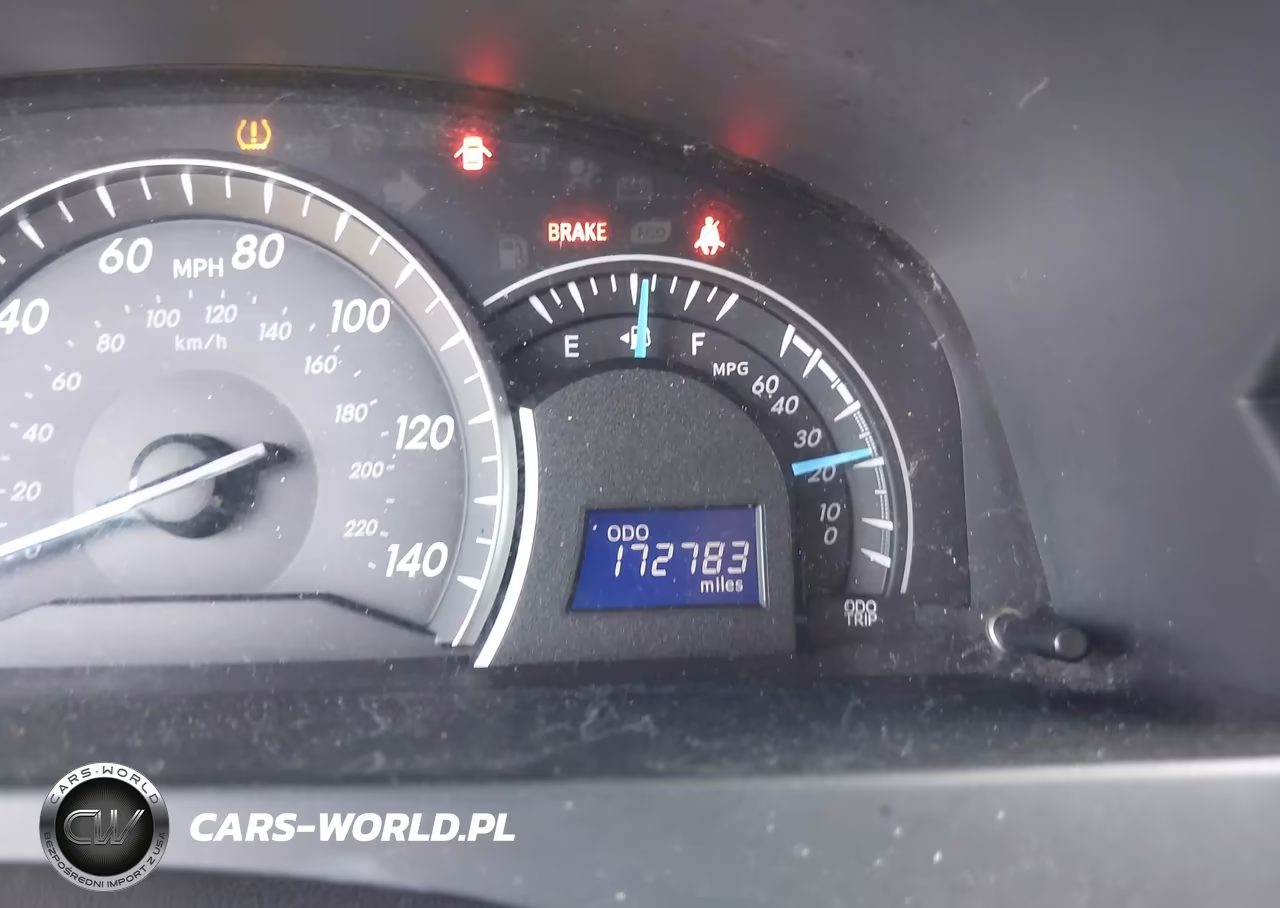 2013 Toyota Camry Le VIN:4T4BF1FK0DR315984 - 16