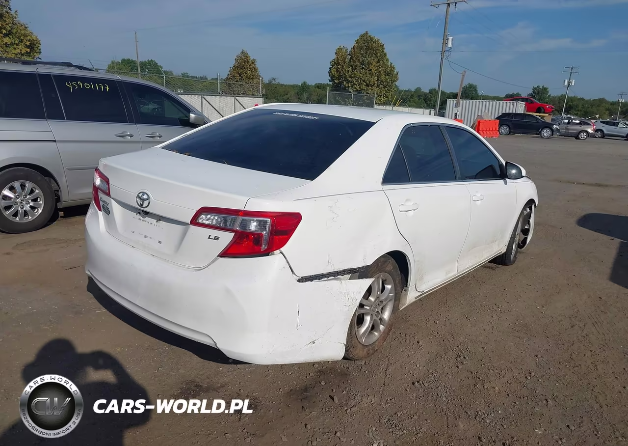 2013 Toyota Camry Le VIN:4T4BF1FK0DR315984 - 4