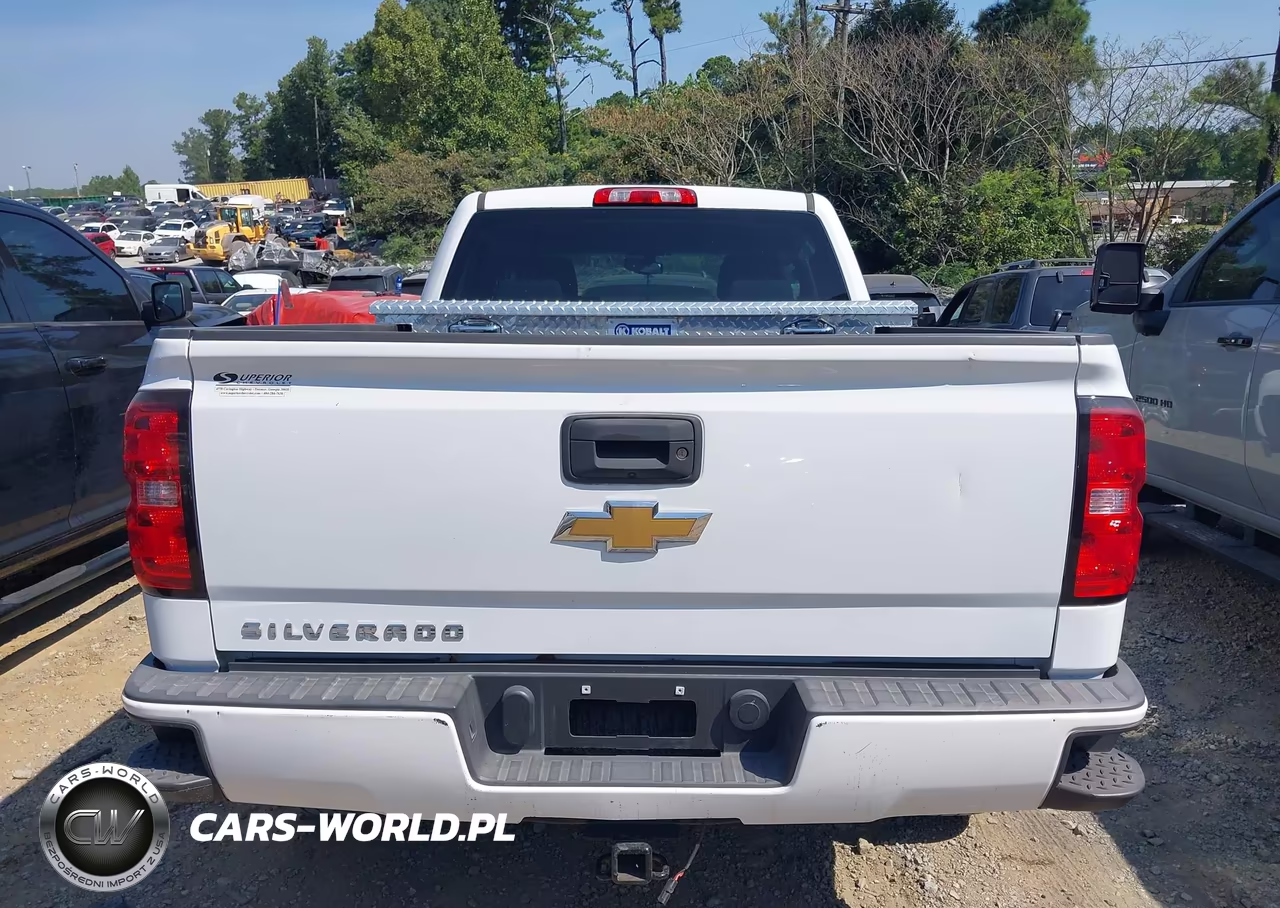 2017 Chevrolet Silverado 1500 Custom VIN:1GCRCPEH6HZ346261 - 16