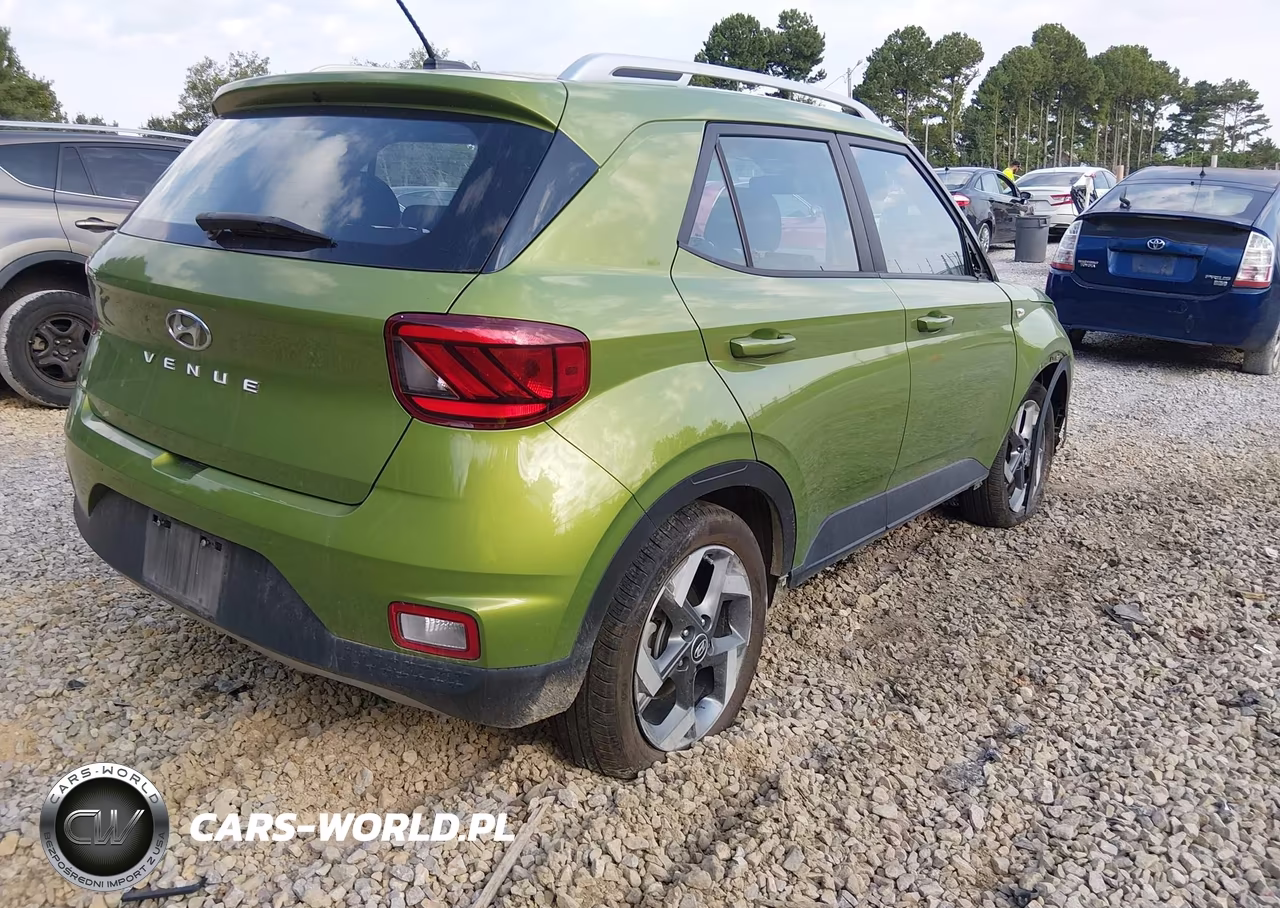 2023 Hyundai Venue Sel VIN:KMHRC8A31PU227847 - 4