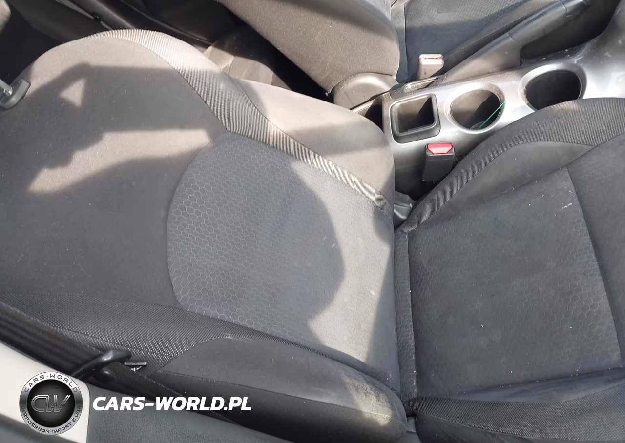 2015 Nissan Juke Sv VIN:JN8AF5MV9FT552145 - 15