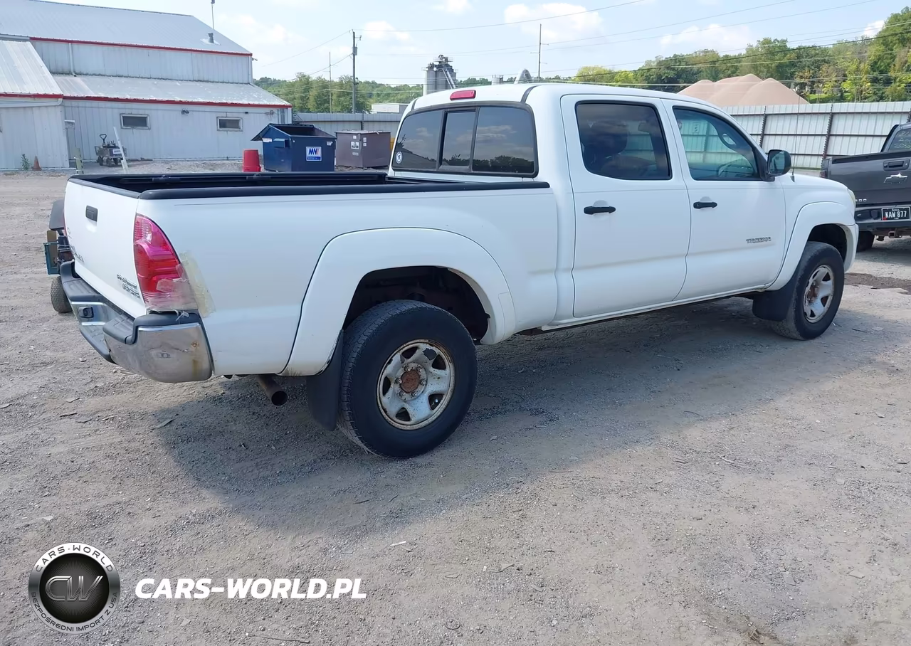 2005 Toyota Tacoma Prerunner V6 VIN:3TMKU72N95M004471 - 4