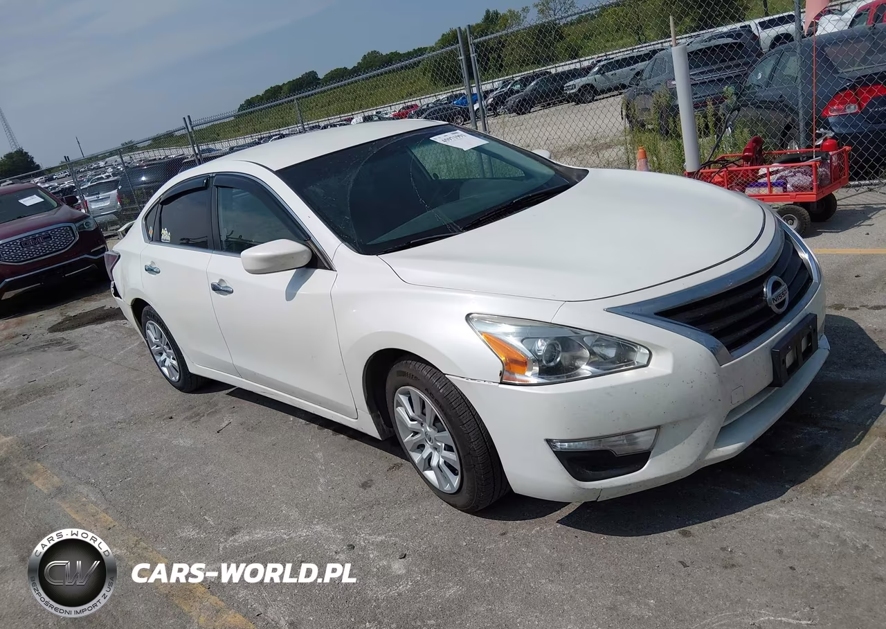 2014 Nissan Altima 2.5 S VIN:1N4AL3AP3EN245495 - 1