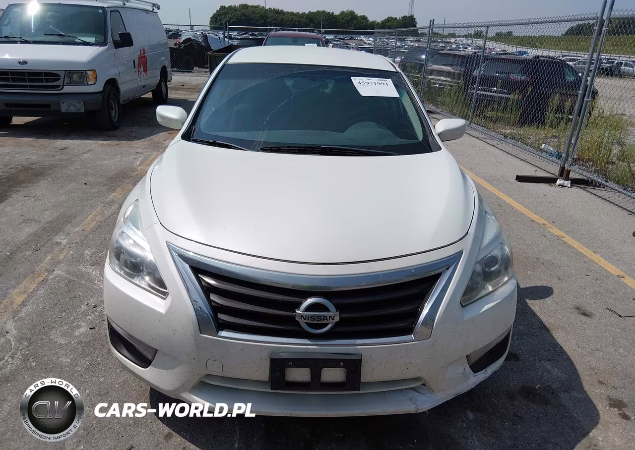 2014 Nissan Altima 2.5 S VIN:1N4AL3AP3EN245495 - 13