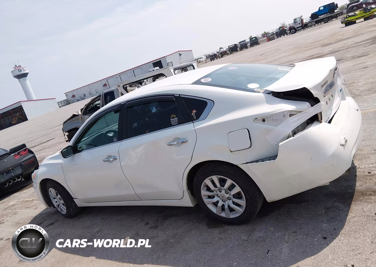 2014 Nissan Altima 2.5 S VIN:1N4AL3AP3EN245495 - 15
