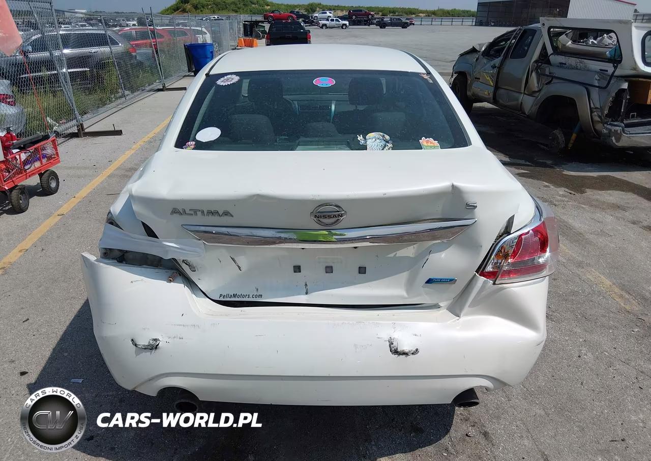 2014 Nissan Altima 2.5 S VIN:1N4AL3AP3EN245495 - 17