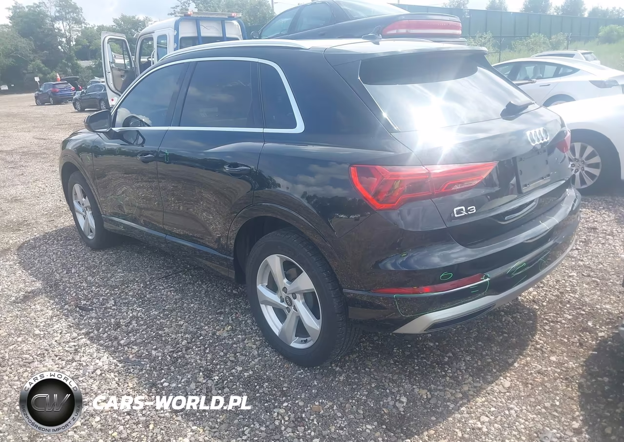 2021 Audi Q3 Premium 40 Tfsi Quattro Tiptronic VIN:WA1AUCF35M1062189 - 3