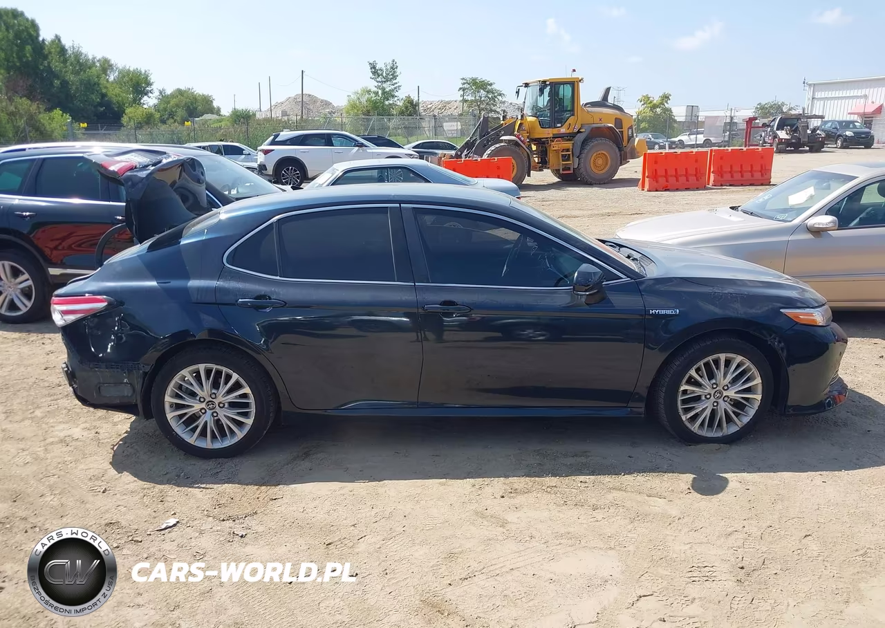 2018 Toyota Camry Hybrid Xle VIN:4T1B21HK1JU500804 - 13